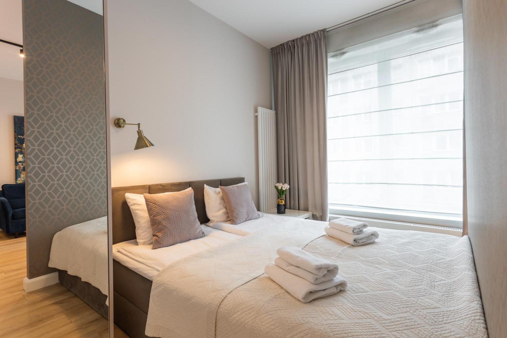 Golden Apartments Warsaw - Luxury Building With Terrace On The Roof - Sienna Str Buitenkant foto
